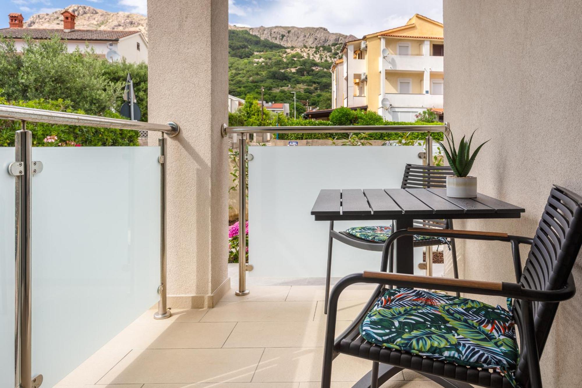 Divine Apartments Baška Esterno foto